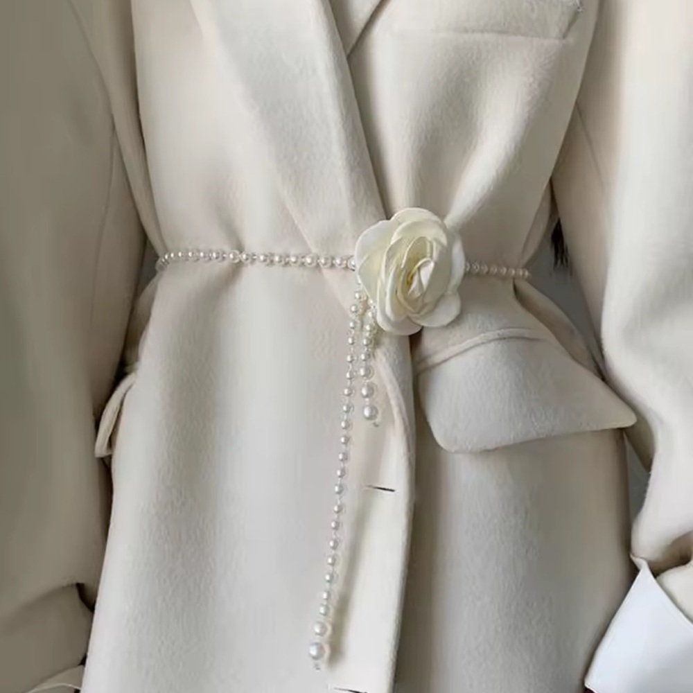 White Rose Vintage Romantic Pearl Belt